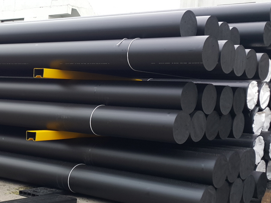 PE/PVC PIPES AND FITTING